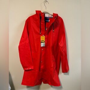 NWT Rainfreem Waterproof Anti-Storm Raincoat – High-Vis Red – Size Large